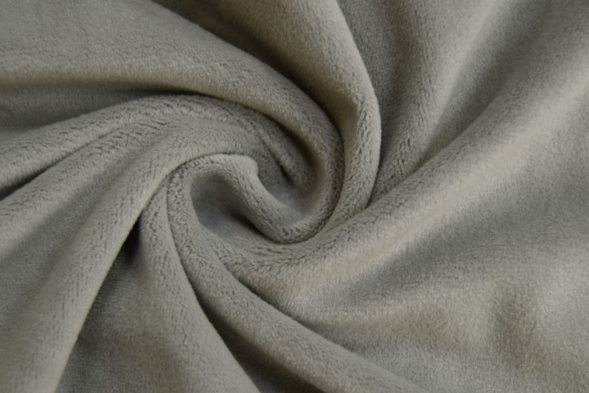 Велюр – что это за материал, его состав, особенности и применение