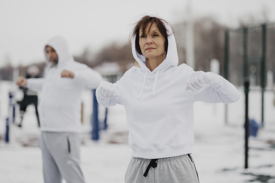 medium-shot-adults-exercising.jpg